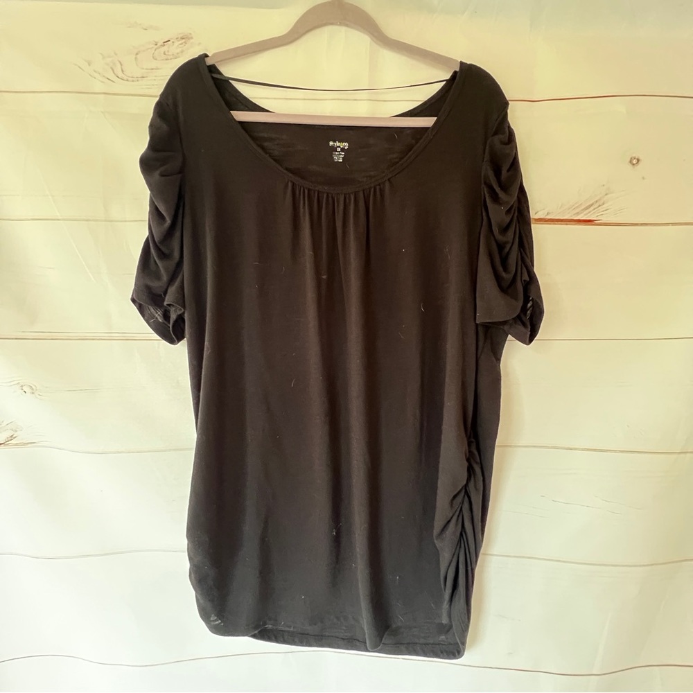 Women's Black Top size 2X